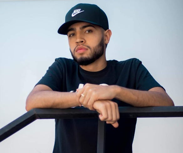 – Andrés G